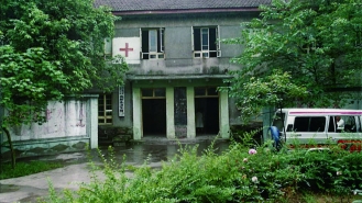 成都东站卫生所主楼